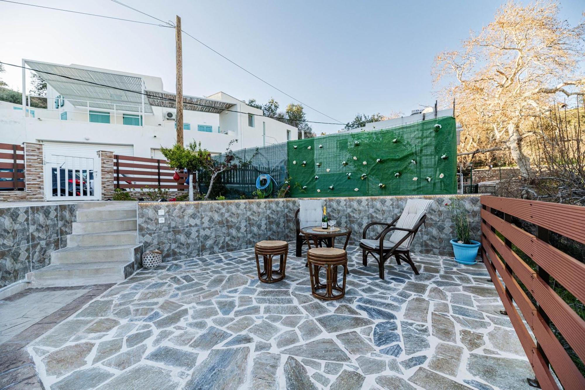 Aperanto Galazio Apartment Archangelos  Exterior photo